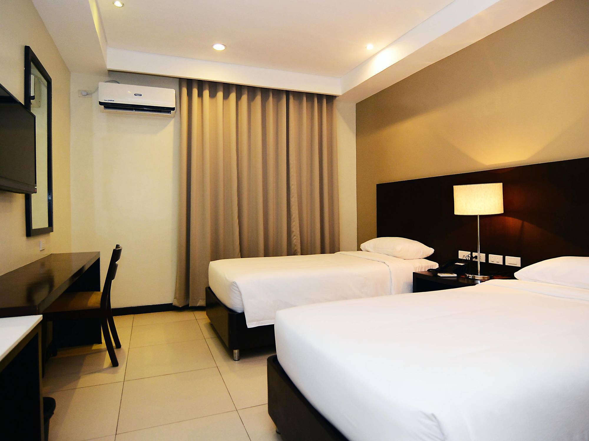 Ever O Business Hotel Zamboanga Exterior photo